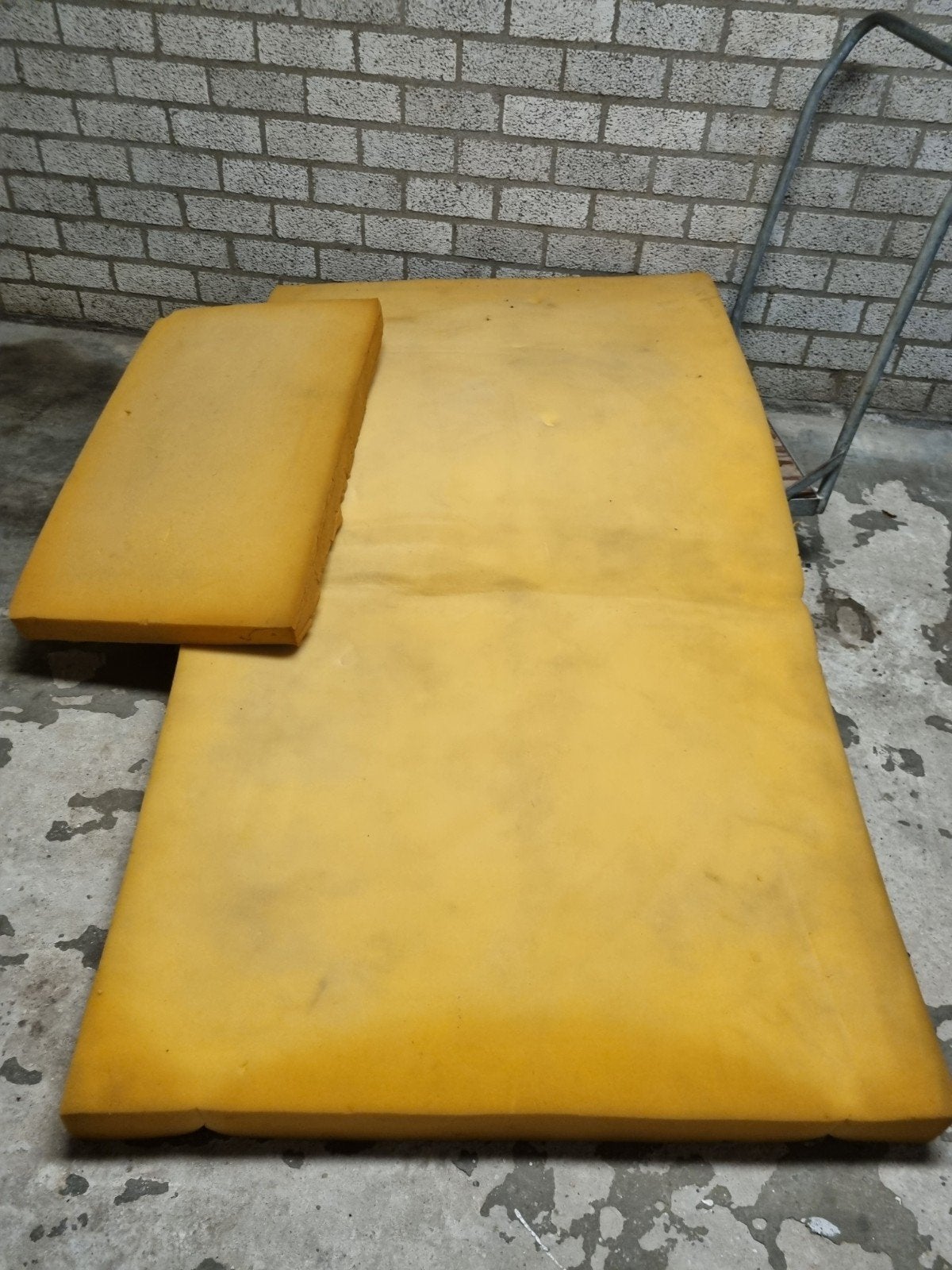 schuimrubber platen, Ophalen, Gebruikt