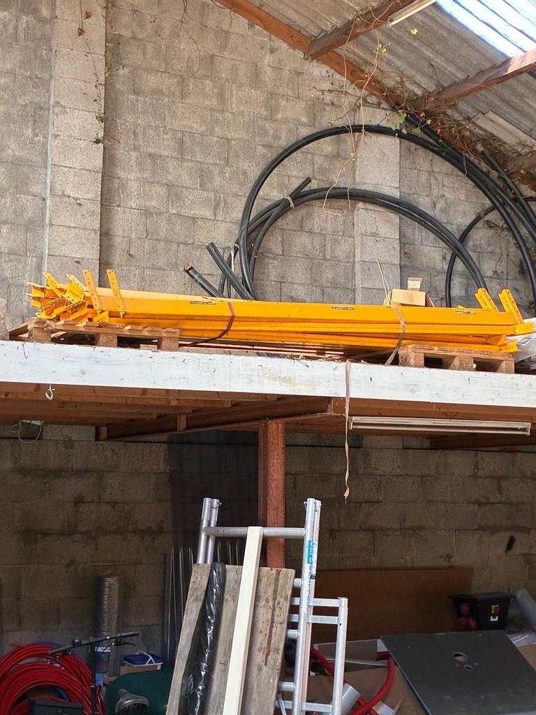 Palletstellingen / opslagrekken, Ophalen, Zo goed als nieuw, 250 mm of meer