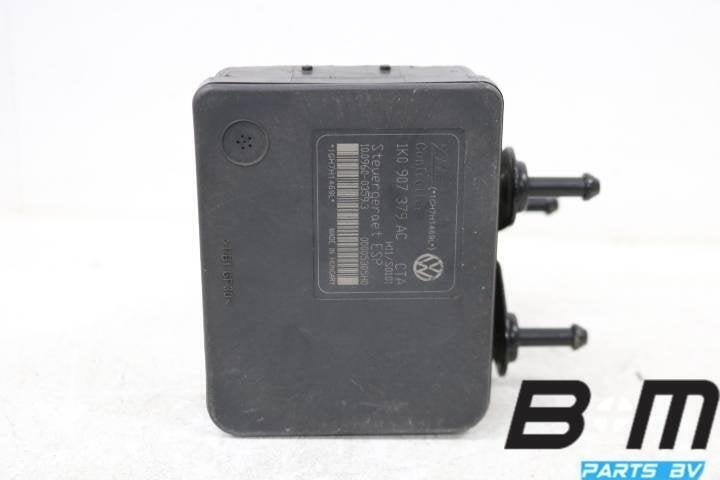 ABS pomp met module VW Golf 5 1K0614517AF, Gebruikt