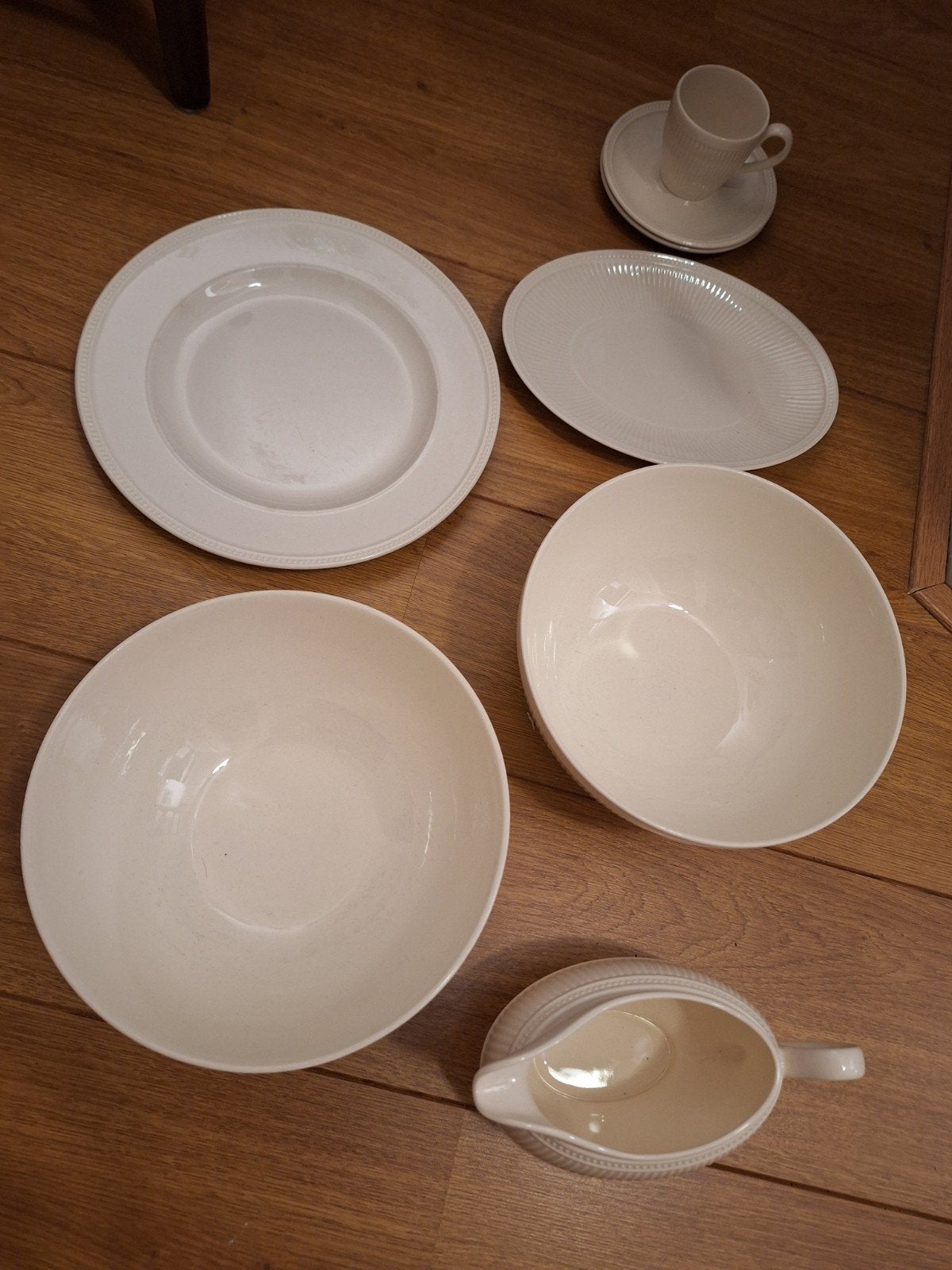 Wedgwood Windsor serviesdelen., Gebruikt, Klassiek, Ophalen of Verzenden, Bord(en)