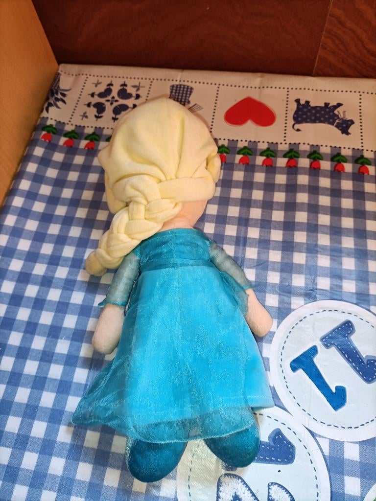 Elsa knuffel Frozen 31 cm groot, Ophalen of Verzenden, Zo goed als nieuw, Overige typen