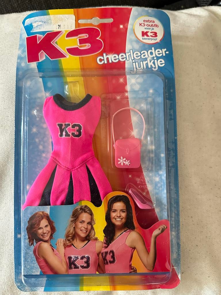 K3 Barbiepop Cheerleader Jurkje - Nieuw in verpakking, Ophalen, Nieuw, Barbie