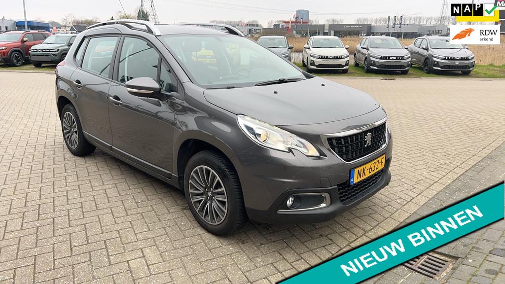 Peugeot 2008 1.2i 110pk 61.000km Airco Cruise Navi Pano Trek, Voorwielaandrijving, Stof, Euro 6, Origineel Nederlands