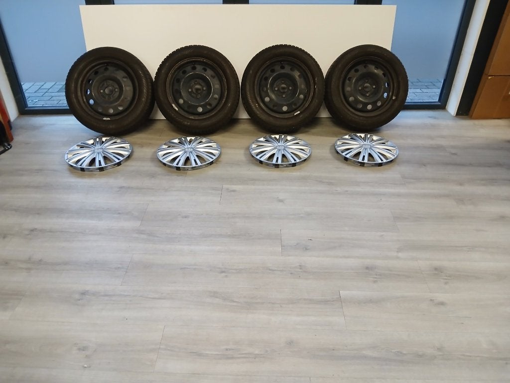 Winter Wielenset Suzuki Swift 2005-2010 15INCH staal!!, Ophalen, Gebruikt, 15 inch, 185 mm
