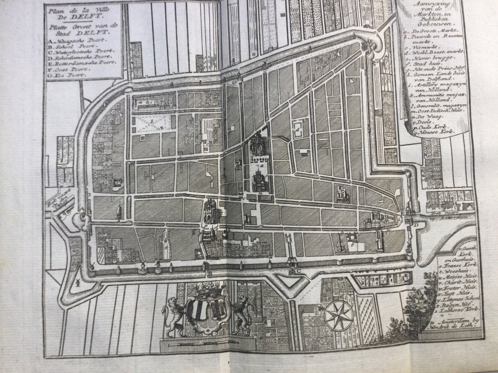 Delft, de Leth, 1740., Antiek en Kunst, Kunst | Etsen en Gravures, Ets, Blanco verso, Met tekst, Met wapenschild, Met windroos