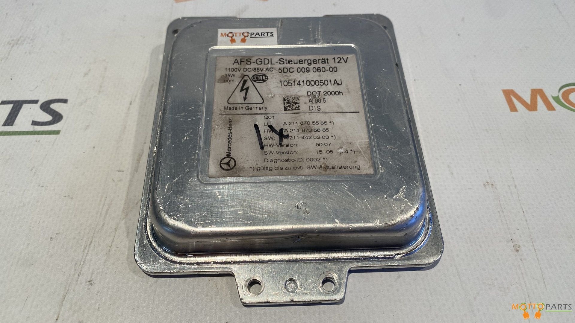 Mercedes-Benz W211 E  Klasse Xenon module A2118705585, Gebruikt, -, -, Ophalen of Verzenden