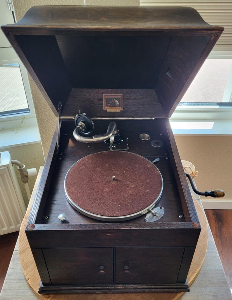 Prachtige authentieke His Master’s Voice grammofoon No 4, Ophalen