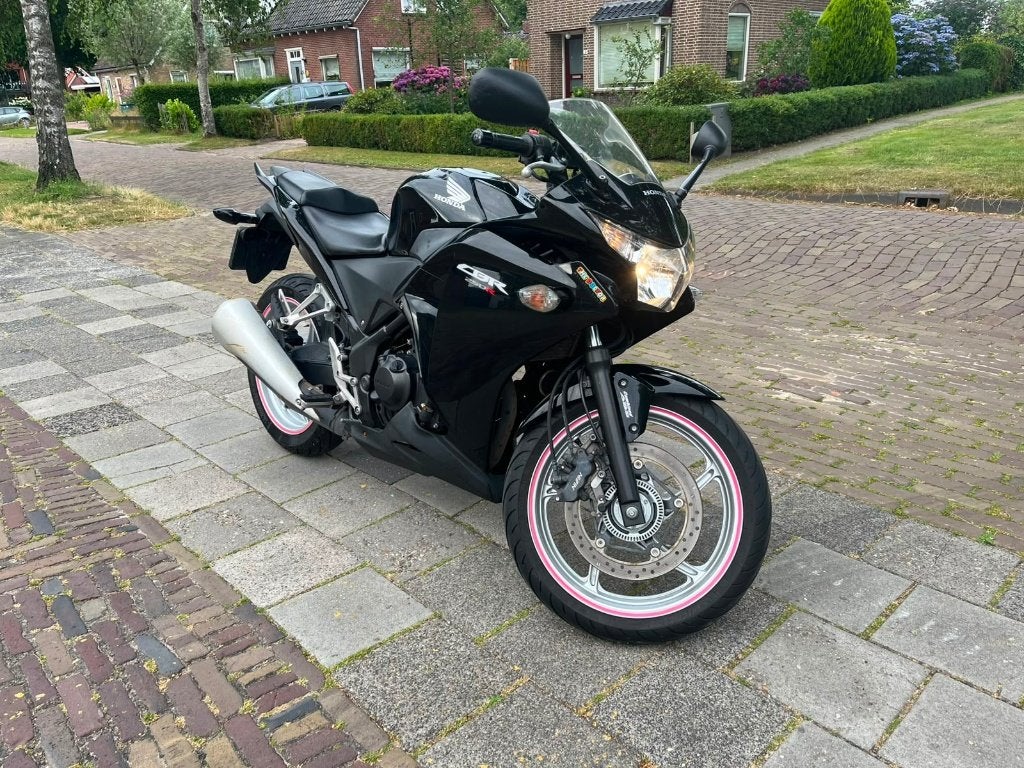 Honda CBR250RA 2011, Motoren, Motoren | Honda, Particulier, Sport, 12 t/m 35 kW, 1 cilinder, Minimaal motorrijbewijs A2, ABS, Handgeschakeld