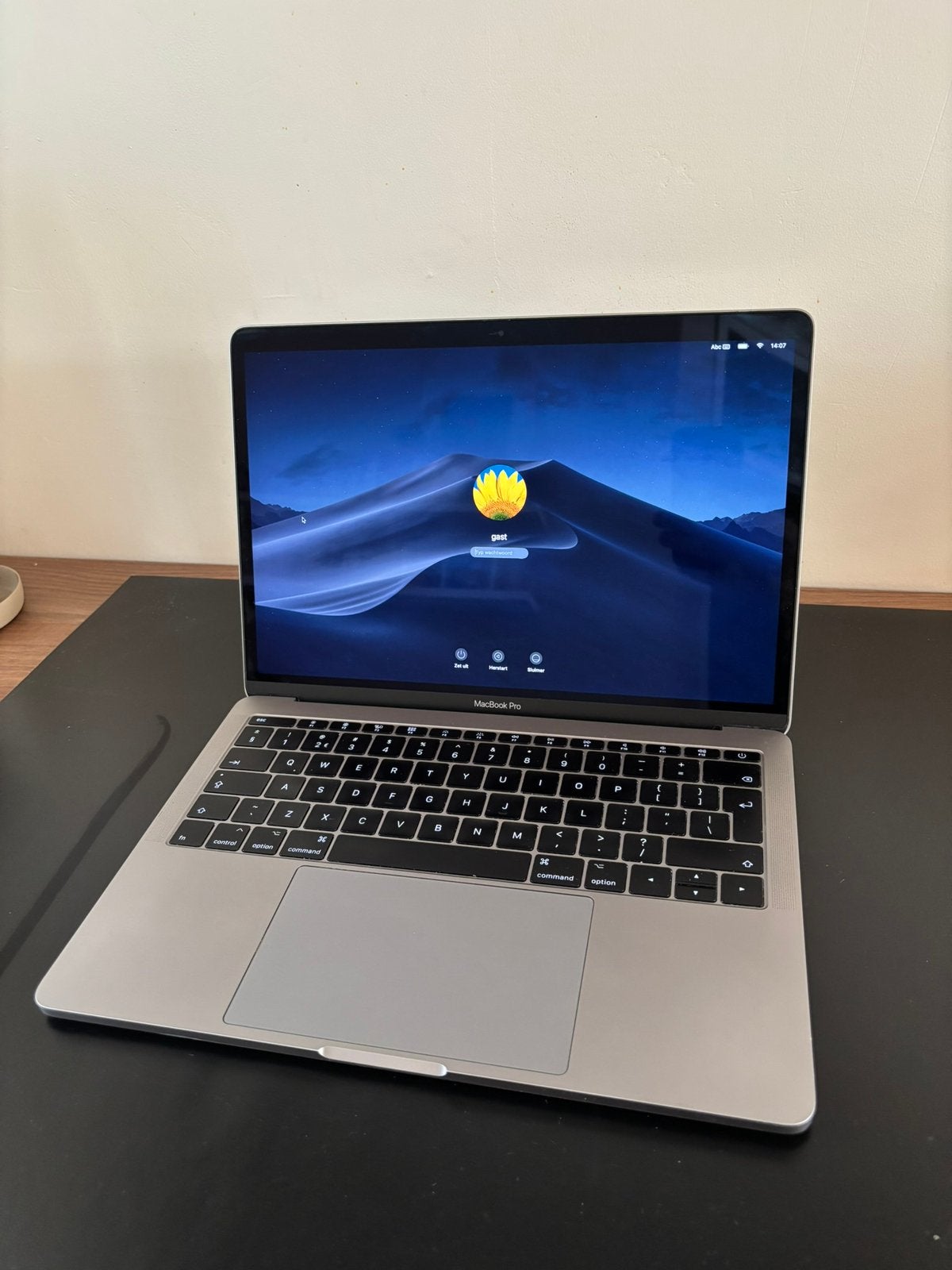 Nette Macbook Pro, Intel Core i5, 13 Inch, 2 tot 3 Ghz, 13 inch, Zo goed als nieuw, Ophalen