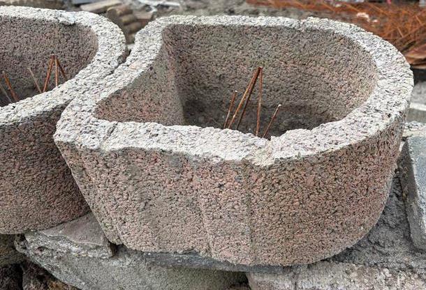 Gezocht: Betonnen Bloembakken/Muurblokken, Ophalen, Gebruikt, Beton, Overige typen