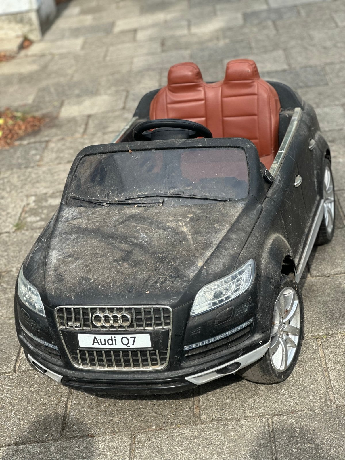Elektrische kinderauto Audi Q7 - Rijdt en werkt nog!, Ophalen, Gebruikt