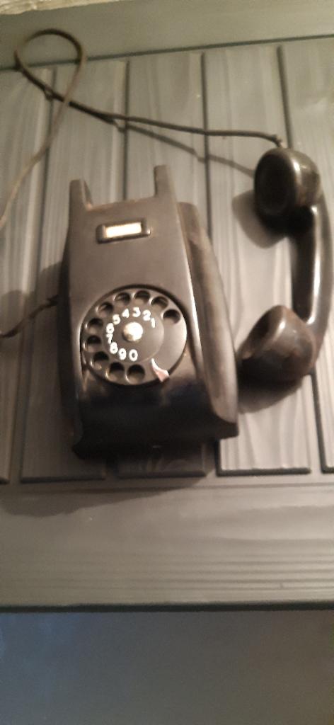 Oude telefoon, Telecommunicatie, Vaste telefoons | Niet Draadloos, Ophalen of Verzenden, Gebruikt, Met draaischijf