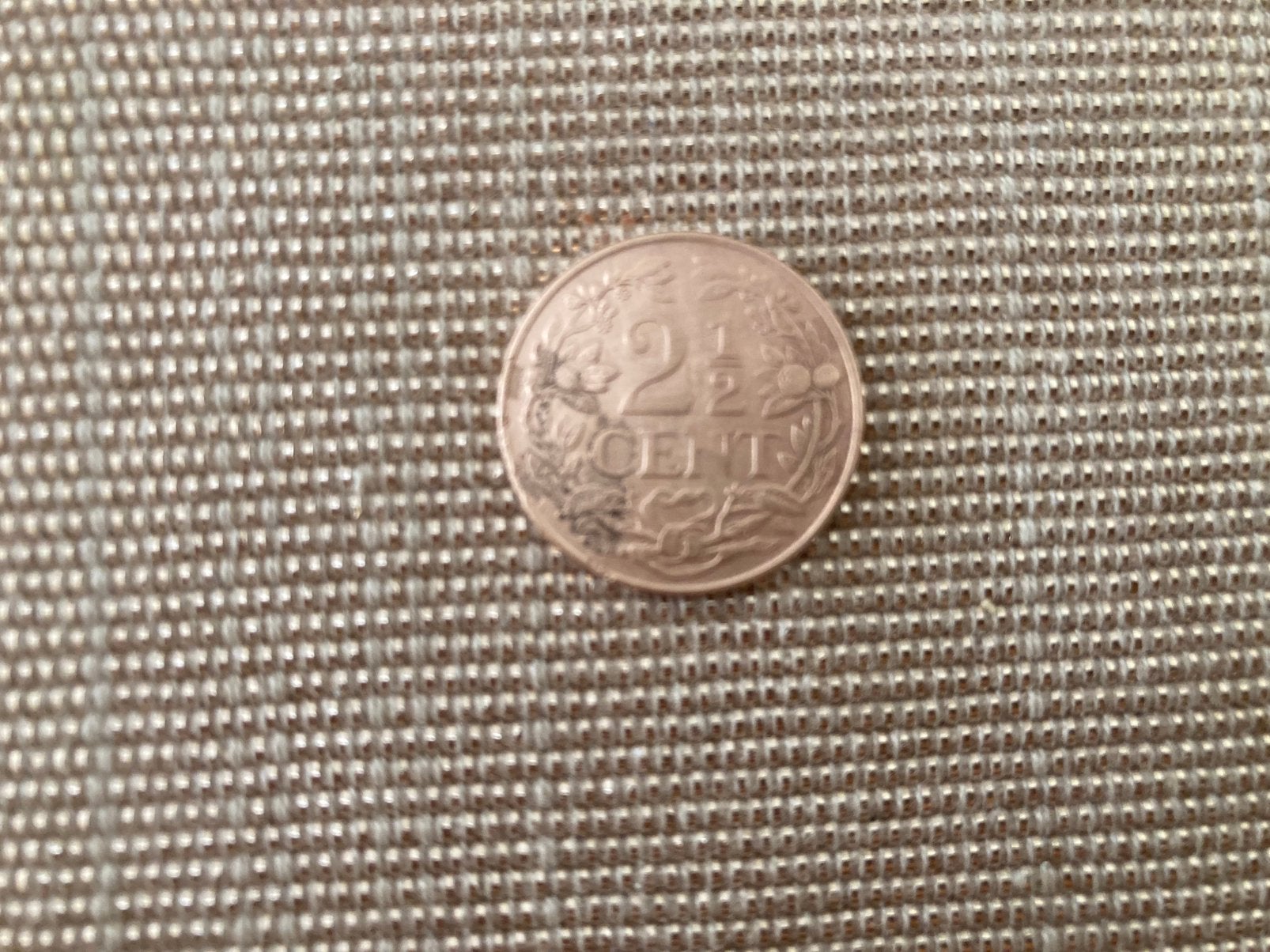 2 1/2 Cent munt begin 1941met gekroonde Nederlandse leeuw, Postzegels en Munten, Koningin Wilhelmina, Losse munt, 1 cent, Goud