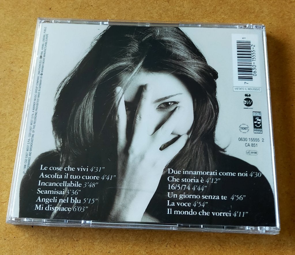 Laura Pausini - Le Cose Che Vivi CD 1996 Gesigneerd, Ophalen of Verzenden, Zo goed als nieuw, Pop, Gesigneerd