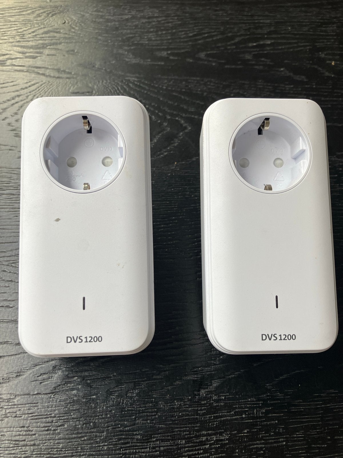 Devolo DVS 1200 Powerline Adapters (2 stuks), Computers en Software, Netwerk switches, Ophalen of Verzenden, Gebruikt