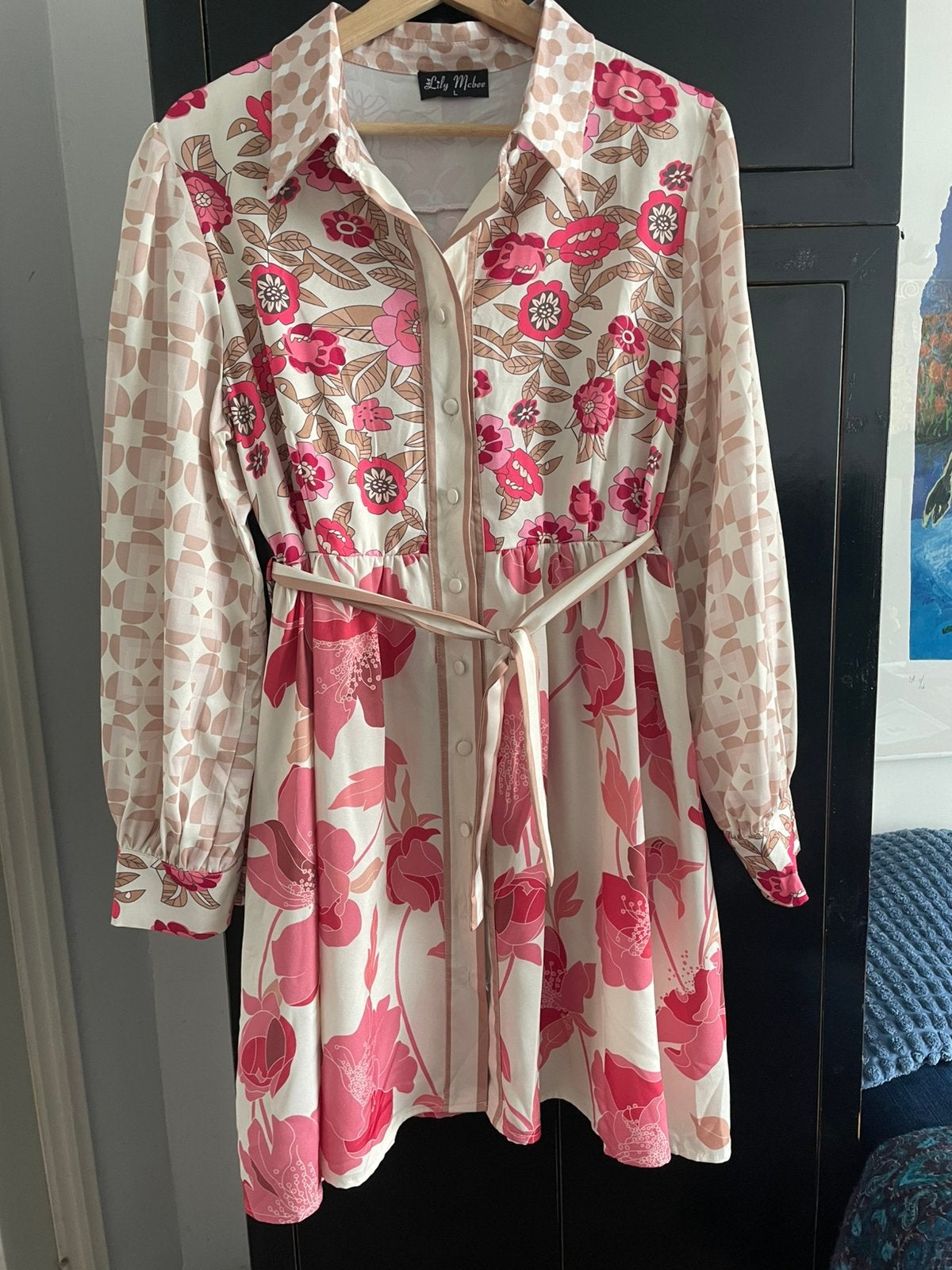Lily Mcbee jurk nieuw maat 42, Kleding | Dames, Jurken, Ophalen of Verzenden, Nieuw, Maat 42/44 (L), Onder de knie
