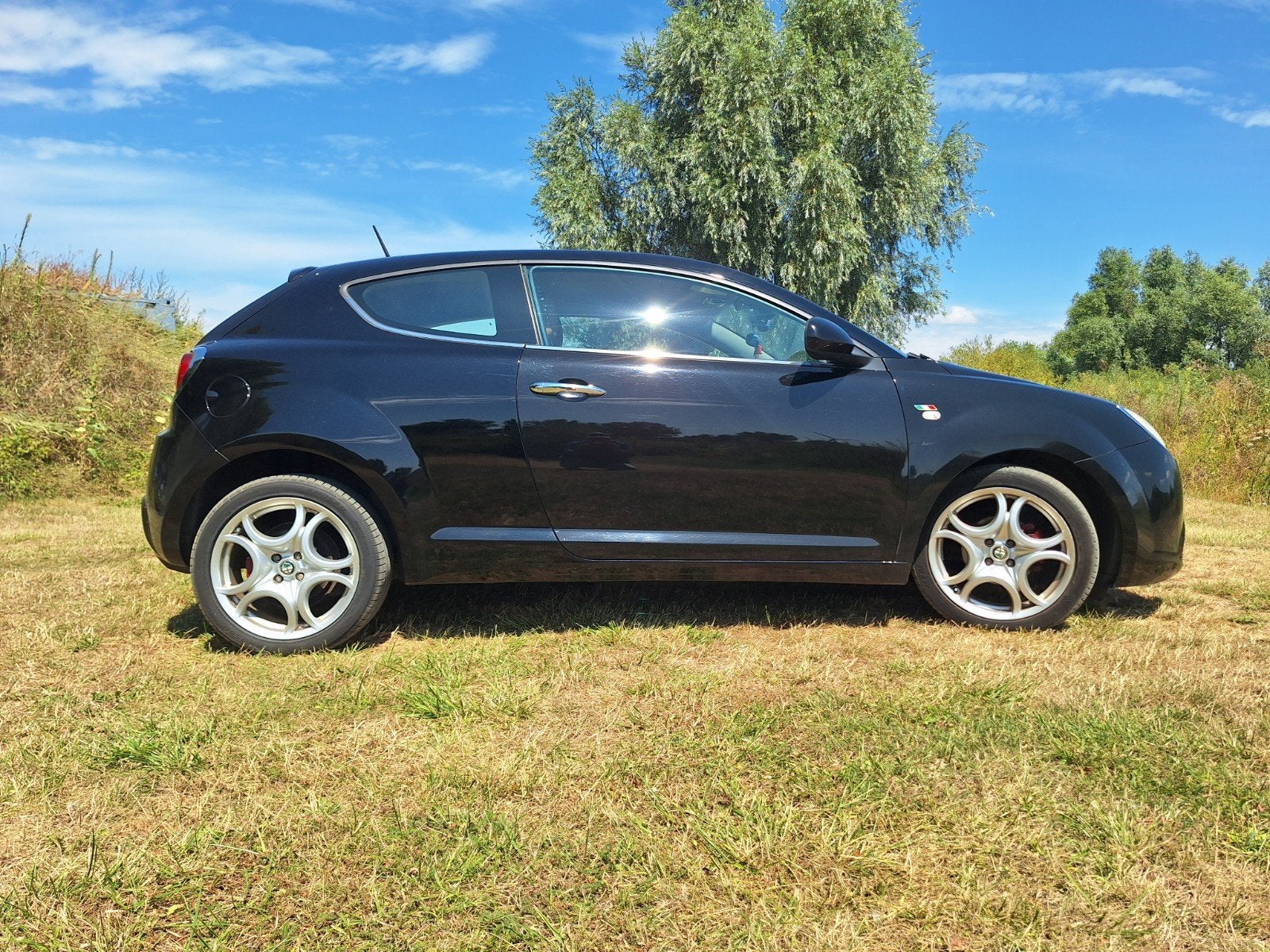 Alfa Romeo MiTo 1.4 58KW 2011 Zwart, Auto's, Voorwielaandrijving, 4 cilinders, 1055 kg, Bruin