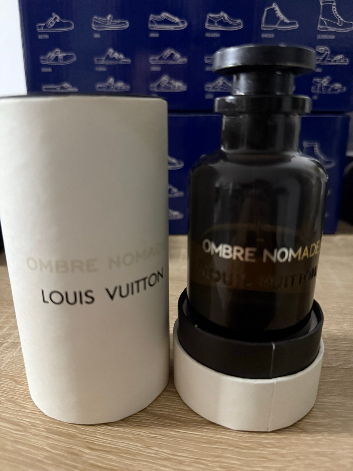 Louis Vuitton Ombre Nomade Eau de Parfum, Sieraden, Tassen en Uiterlijk, Ophalen of Verzenden, Zo goed als nieuw