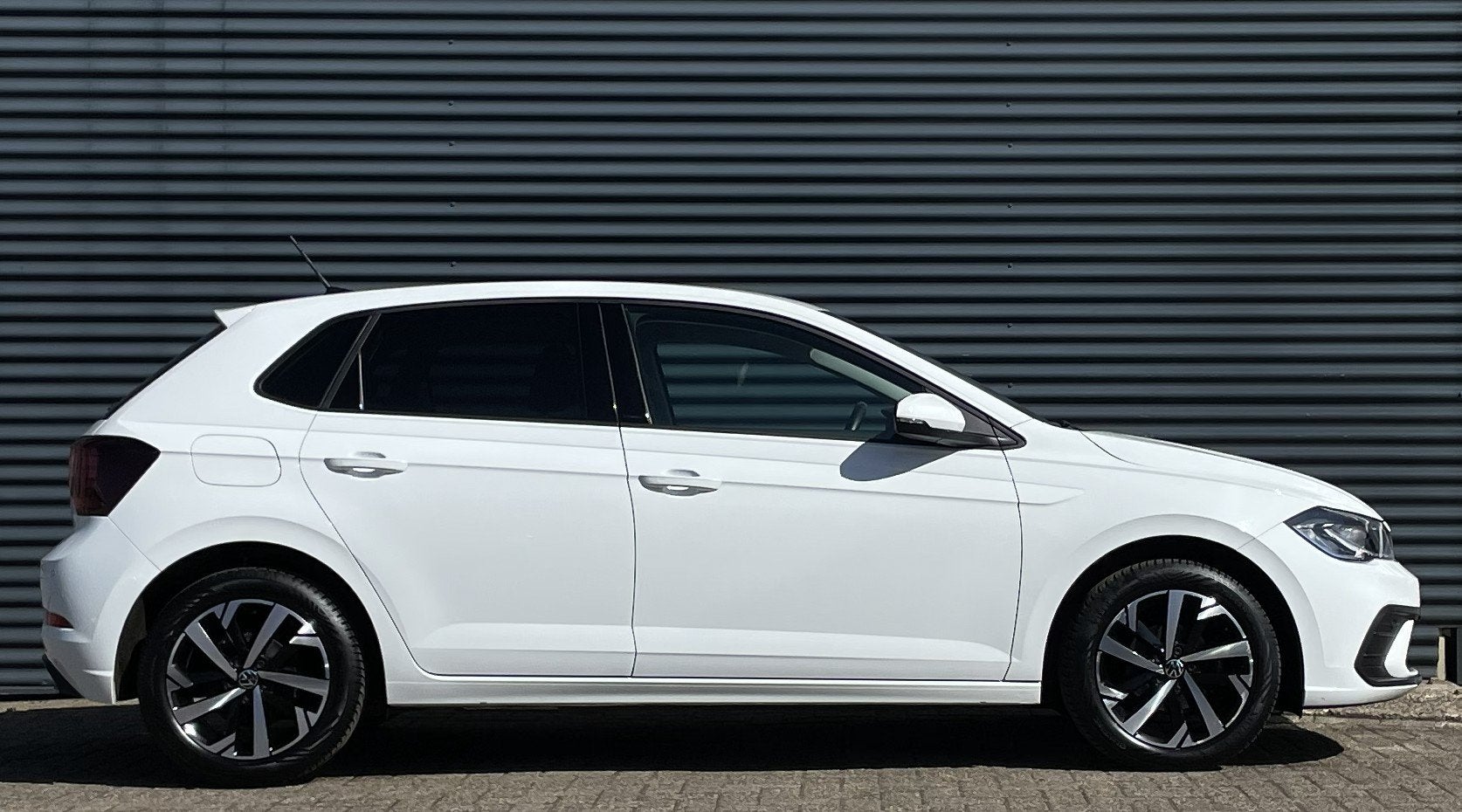 Volkswagen Polo 1.0 TSI 95pk Keyless/Camera/Carplay, Voorwielaandrijving, Stof, Gebruikt, Origineel Nederlands