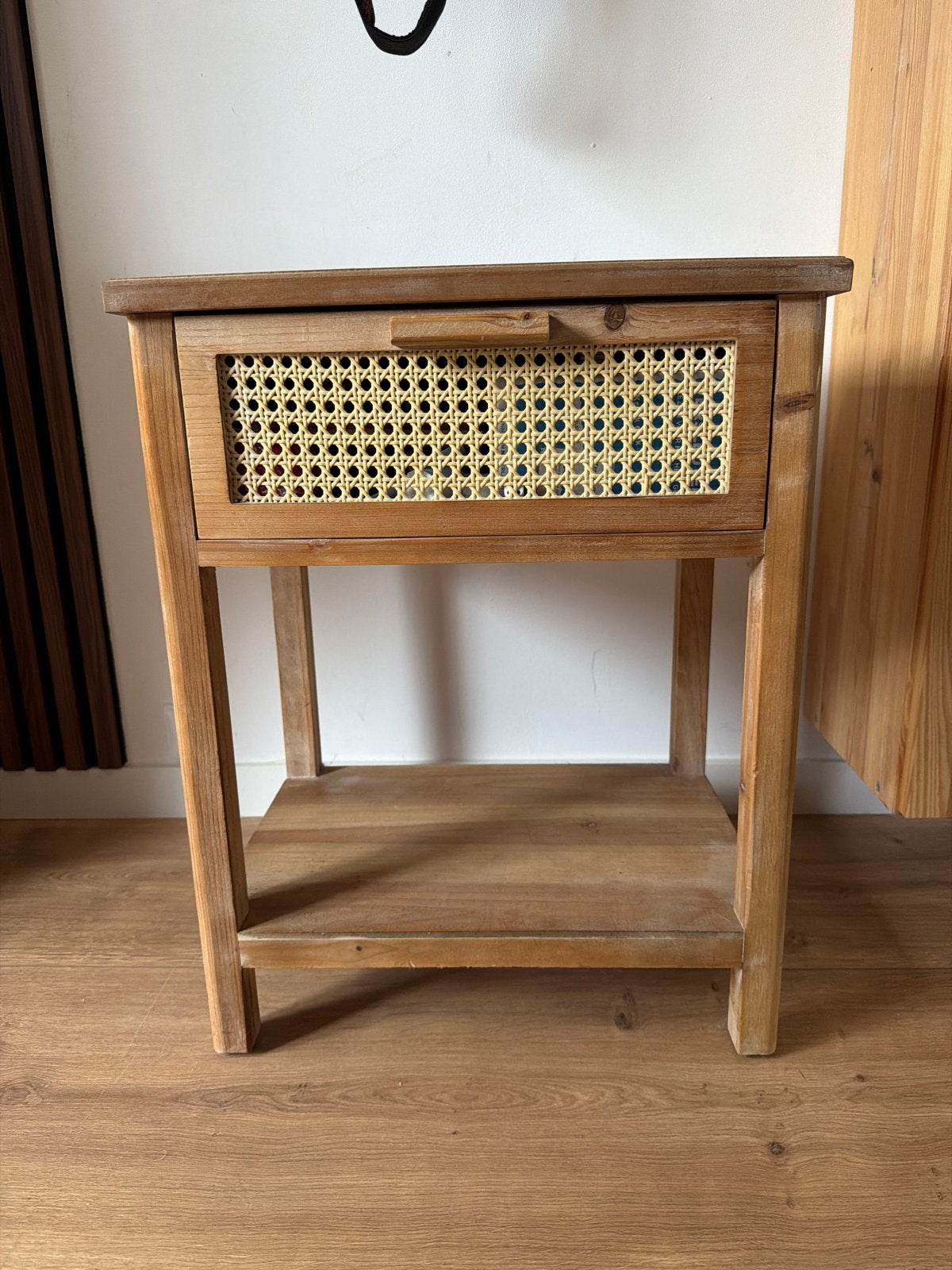 Houten nachtkastje/bijzettafel met webbing lade - Naturel, Ophalen, Minder dan 55 cm, Gebruikt, Vierkant