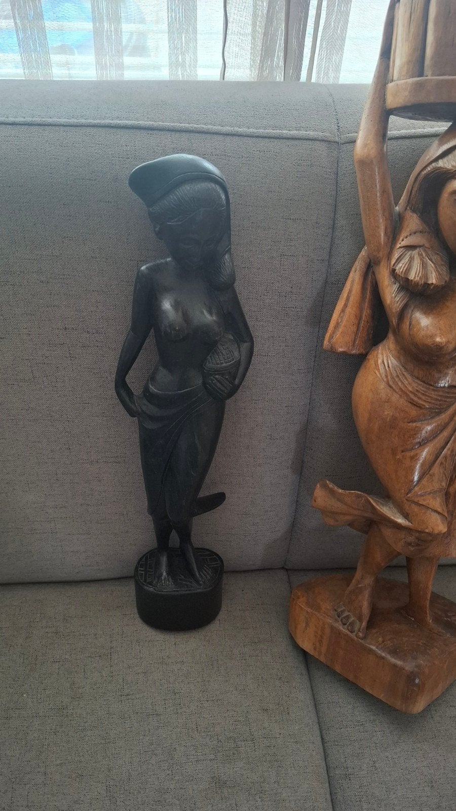 Balines beelden van vrouwenfiguren, Antiek en Kunst, Kunst | Beelden en Houtsnijwerken, Ophalen of Verzenden