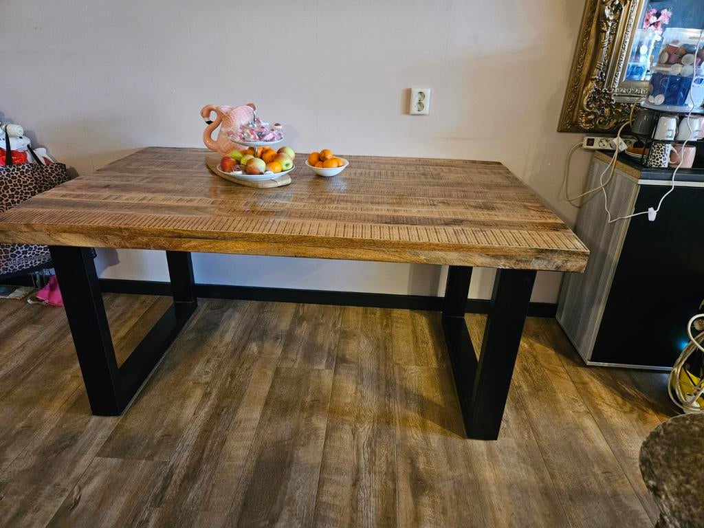 Industriele tafel zeer mooie staat/ pronto, Huis en Inrichting, Tafels | Eettafels, Zo goed als nieuw, 50 tot 100 cm, 200 cm of meer