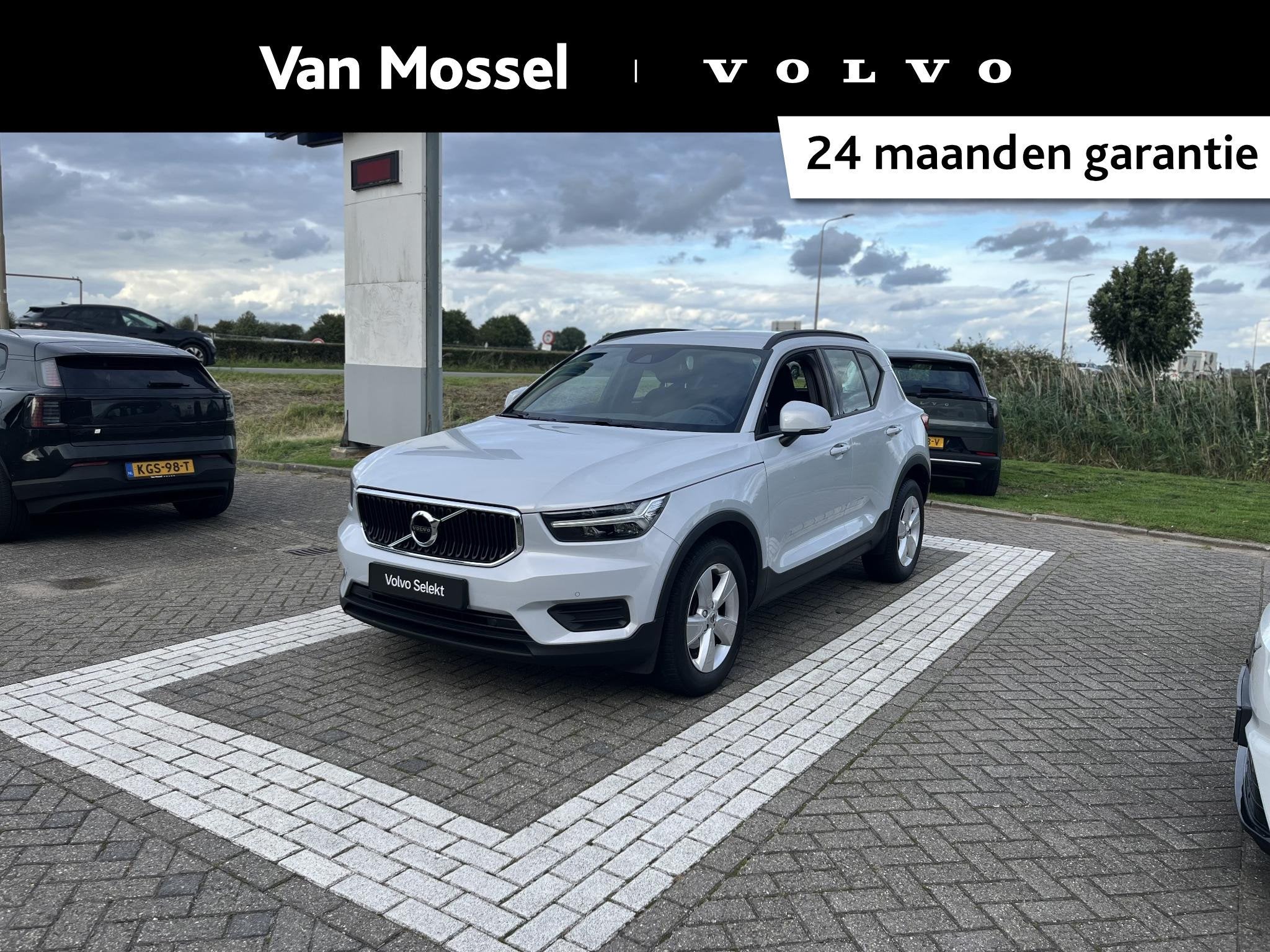 Volvo XC40 T2 Momentum | Parkeercamera | Climate Control | A, Auto's, 12 maanden, Gebruikt, Euro 6, 14 km/l