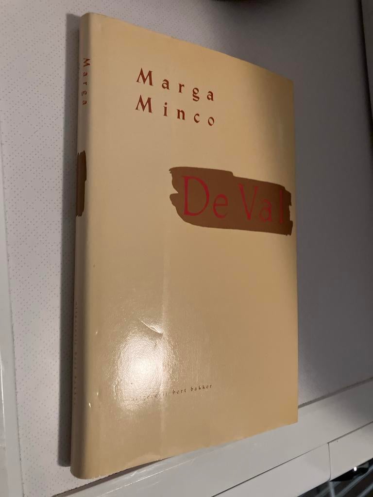 De Val - Marga Minco (Uitgeverij Bert Bakker), Ophalen of Verzenden, Nieuw, Nederland