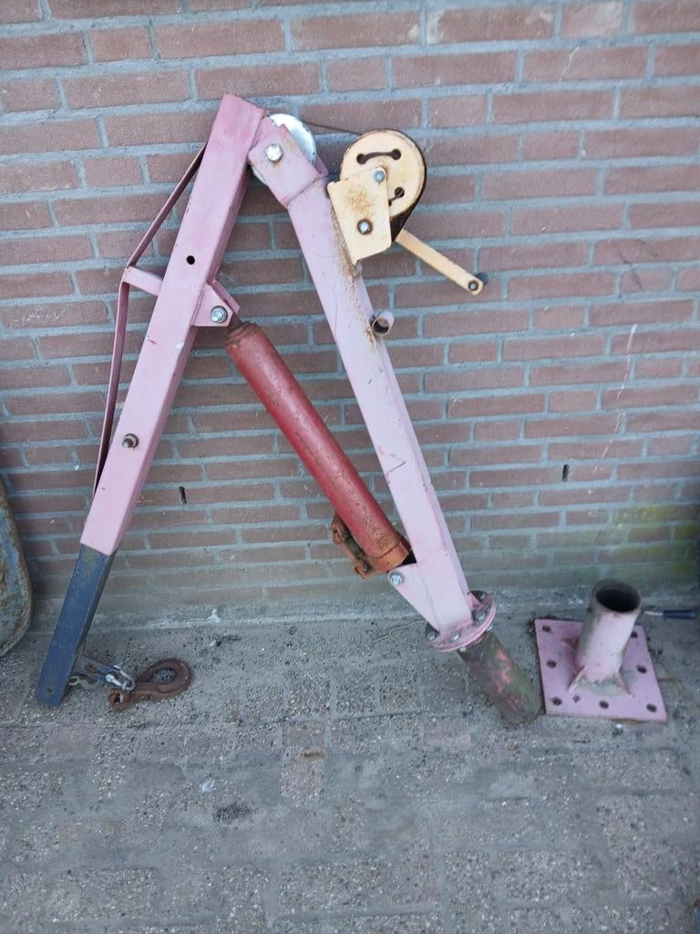 Handlier met hijsarm - Compact en robuust, Ophalen of Verzenden, Gebruikt, Handmatig