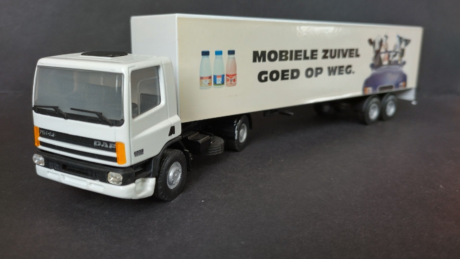 Daf 85 mobiele Zuivel 1:50 Lion Car Pol, Verzenden, ., Zo goed als nieuw, Lion