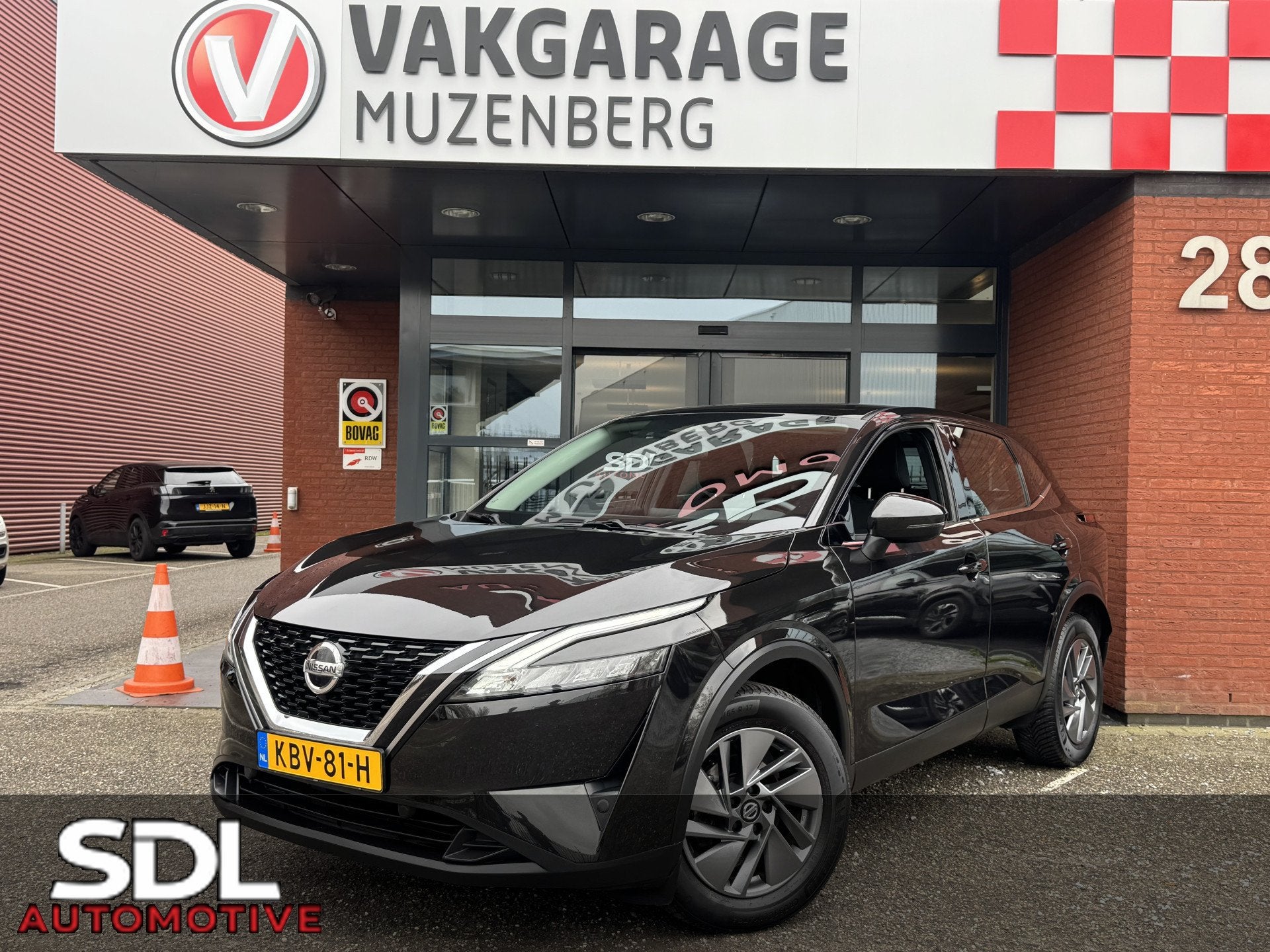 Nissan QASHQAI 1.3 MHEV Xtronic Acenta // FULL LED // KEYLES, Auto's, Nissan, Stof, Zwart, 4 cilinders, Overige brandstoffen