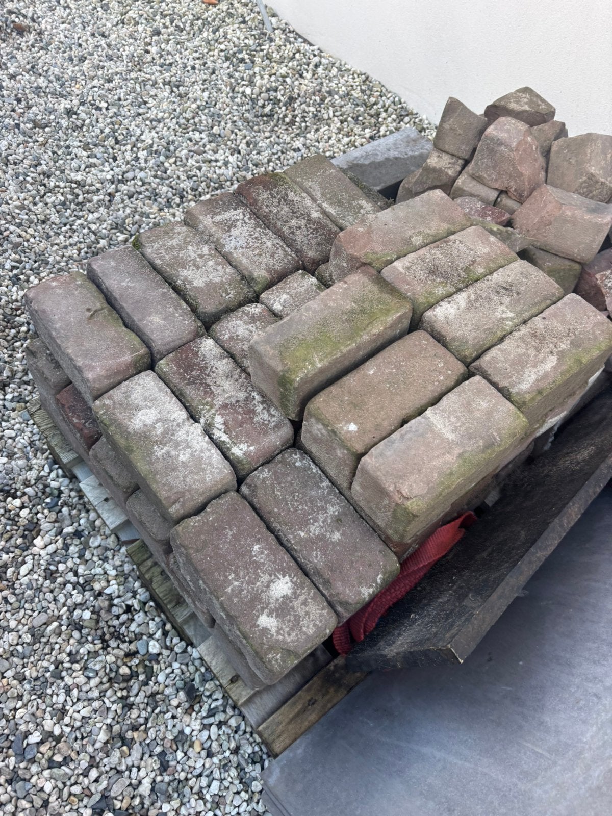 GRATIS Restant klinkers rood 60x keiformaat, Tuin en Terras, Ophalen, Keramiek, Klinkers, Zo goed als nieuw