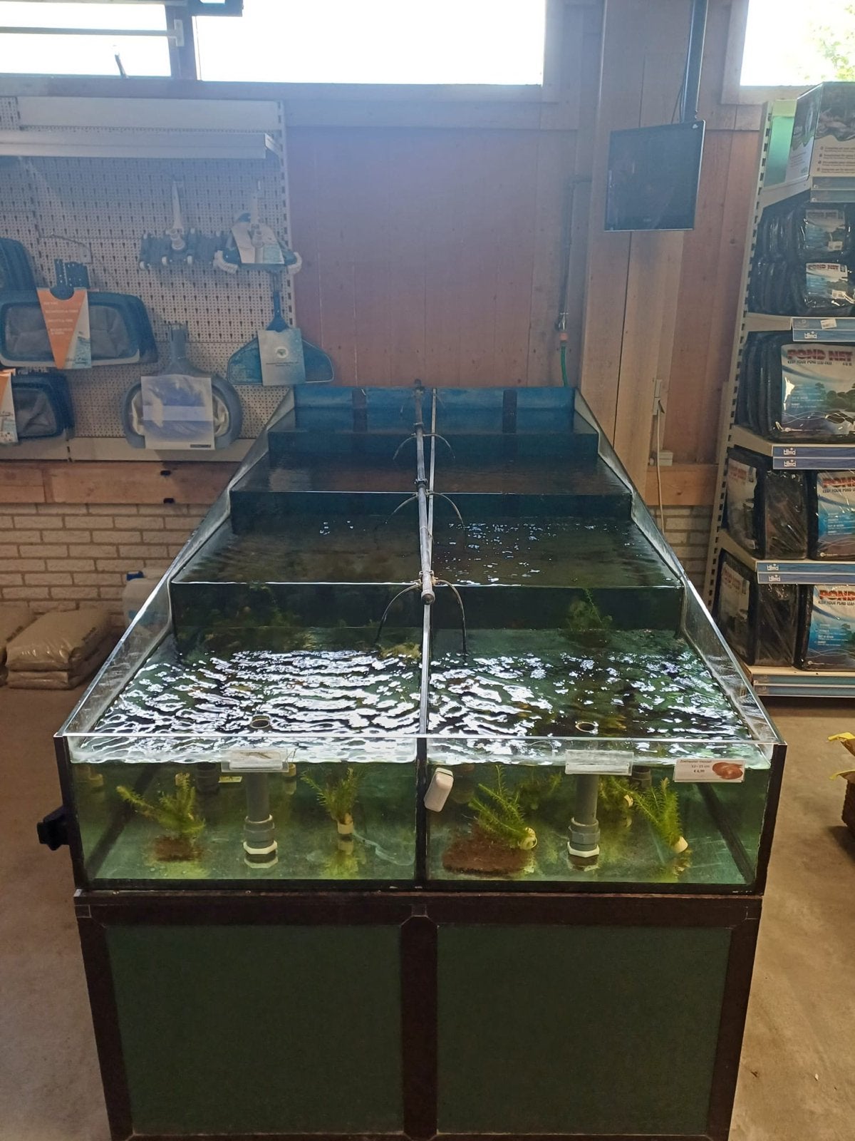 Aquarium-/ waterbak installatie systeem, Dieren en Toebehoren, Ophalen