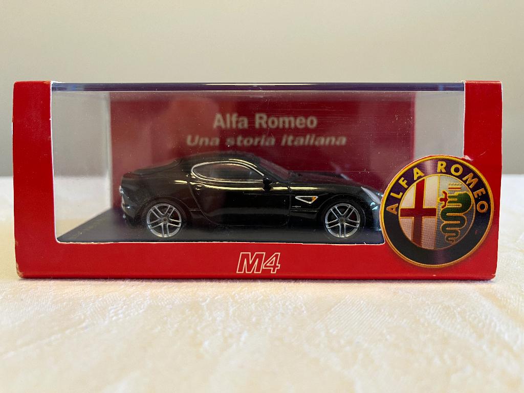 M4 Alfa Romeo 8C Competizione 1:43, Ophalen, Zo goed als nieuw, Auto, Overige merken