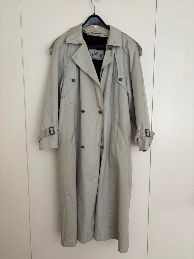 Stijlvolle beige trenchcoat Ravens XL, Kleding | Dames, Ophalen, Zo goed als nieuw, Maat 46/48 (XL) of groter, Beige