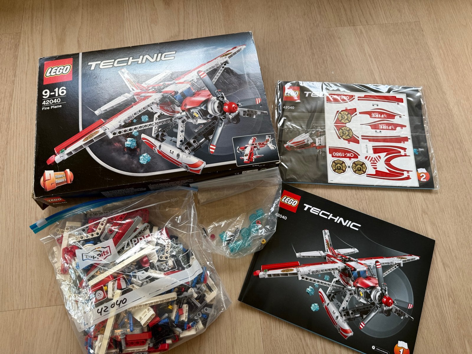 Lego Technic 42040 Brandweervliegtuig, Gebruikt, Lego, Ophalen of Verzenden, Complete set