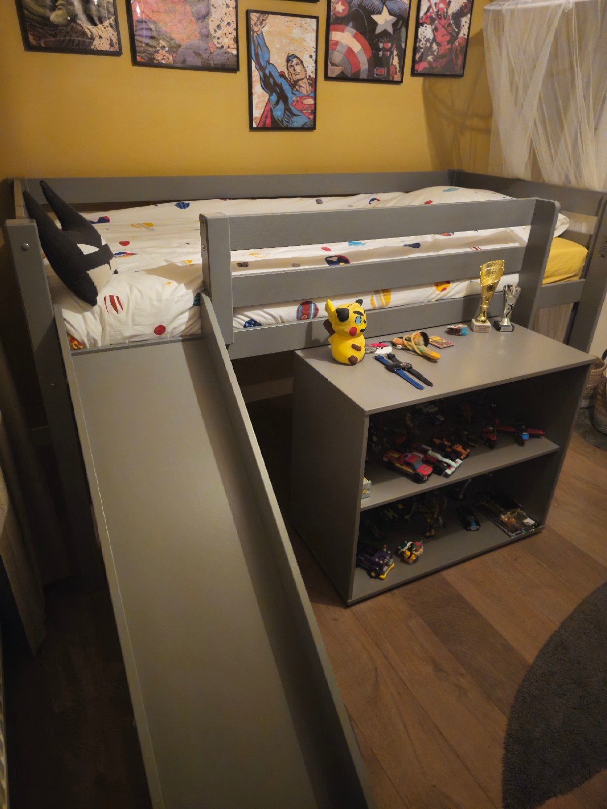 Kinderbed halfhoogslaper met glijbaan en (boeken)kast, Ophalen, 90 cm, Eenpersoons, Minder dan 160 cm