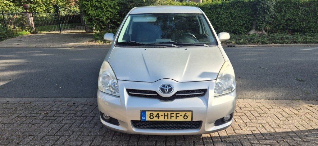 Toyota COROLLA VERSO 1.8 VVT-i Luna 7p/Automaat/trekhaak/cru, Auto's, Gebruikt, Huisgarantie, 4 cilinders, 7 stoelen