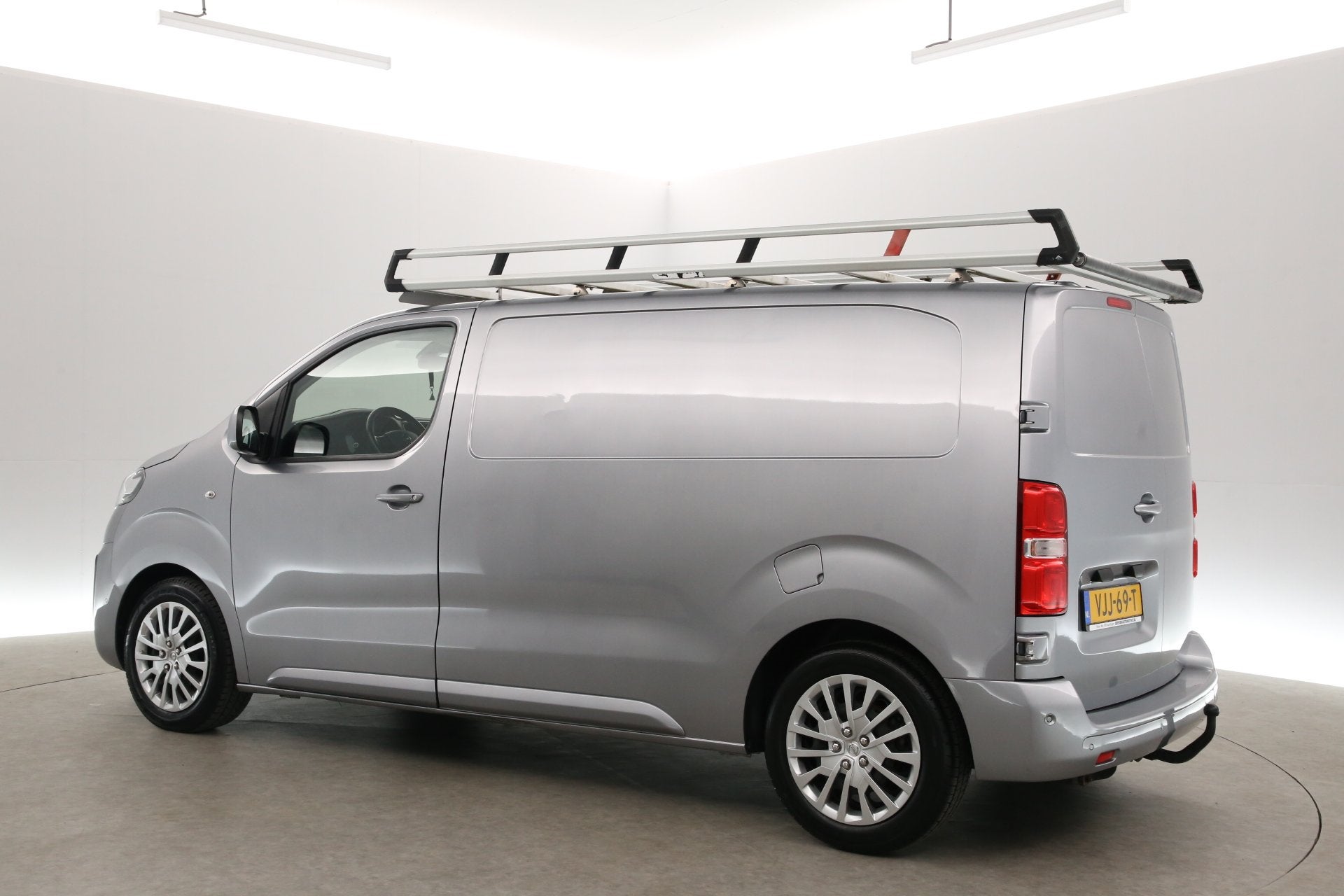 Opel Vivaro 2.0 CDTI L2H1 Innovation | Automaat | Airco | Cr, Auto's, Mistlampen, Gebruikt, Euro 6, 4 cilinders