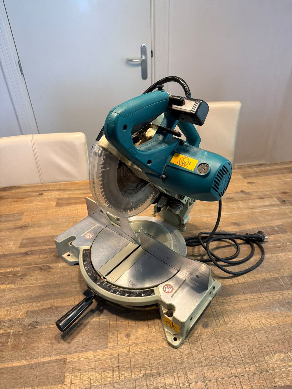 afkortzaag Makita LS1040F 260mm 1650W, Ophalen, Zo goed als nieuw, Afkortzaag, 30 tot 70 mm