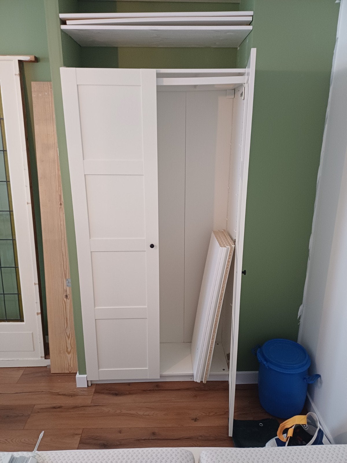 Witte Ikea Pax kledingkast met deuren, Ophalen, 200 cm of meer, 50 tot 100 cm, Modern