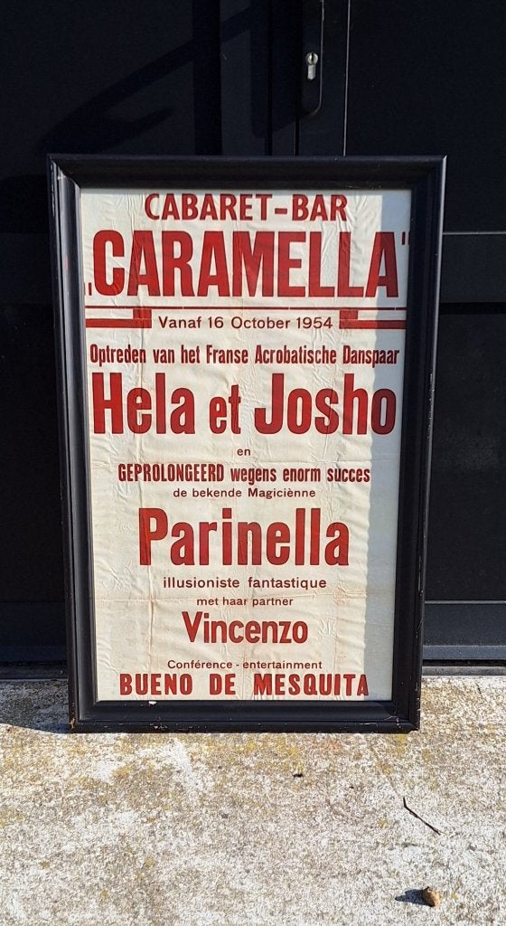 Poster, reclame affiche van de cabaret club/bar Caramella., Verzamelen, Posters, Ophalen, Met lijst, A1 t/m A3, Film en Tv