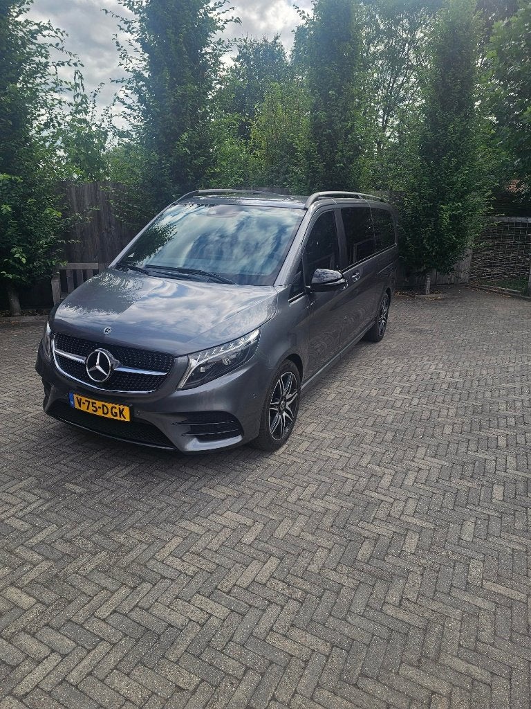 Mercedes-Benz V-klasse V300AMG L3 2024 Grijs, Bedrijf, Diesel, 2 stoelen, Dealer onderhouden