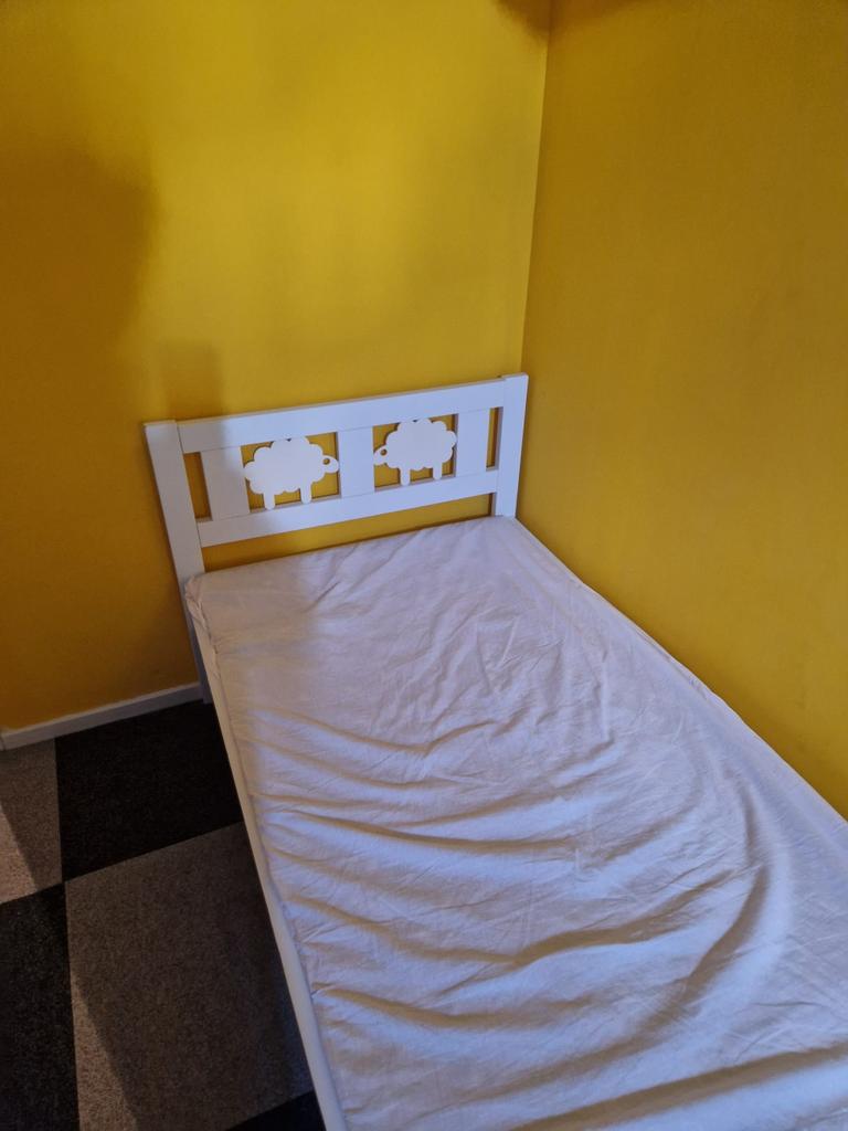 IKEA KRITTER peuterbed, Ophalen, 70 tot 85 cm, 140 tot 160 cm, Zo goed als nieuw