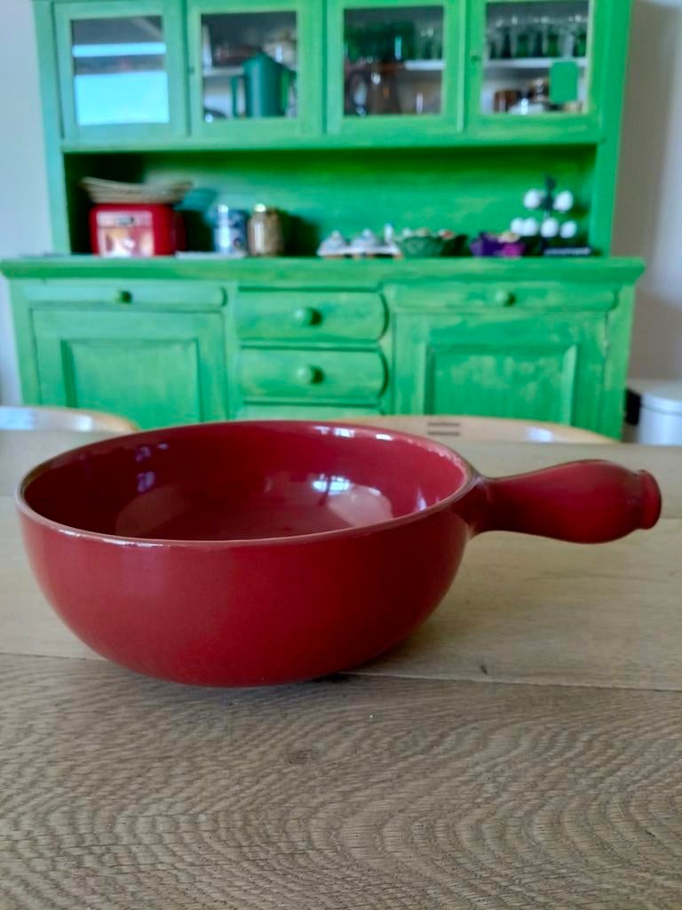 Emile Henry keramieken pan 24cm. - Oven & Fornuis, Ophalen of Verzenden, Zo goed als nieuw, Overige materialen, Overige typen