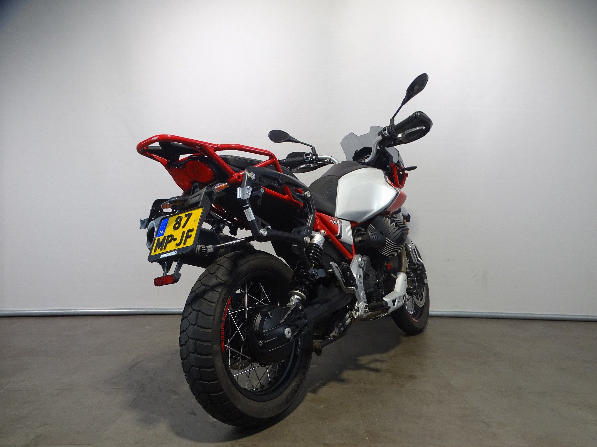 Moto Guzzi V85 TT, Motoren, Motoren | Moto Guzzi, Bedrijf, Meer dan 35 kW, Toermotor