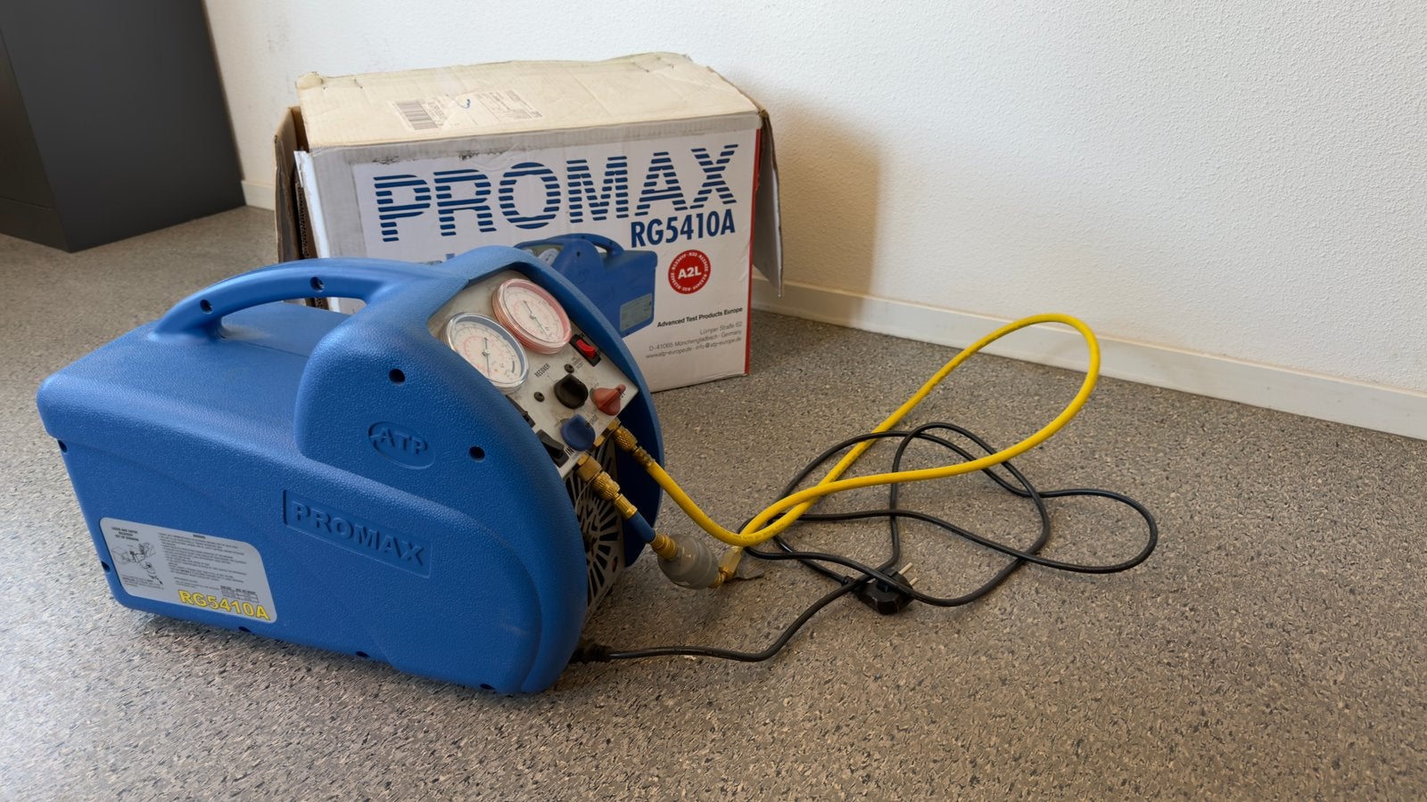 Promax RG5410A koudemiddel afpompunit, Doe-het-zelf en Verbouw, Compressors, Zo goed als nieuw, 100 liter of meer, Minder dan 200 liter/min