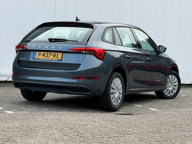 Skoda Scala 1.0 TSI Active met LED, Cruise Controle, DAB, Al, Auto's, Voorwielaandrijving, 12 maanden, Gebruikt, 49 €/maand