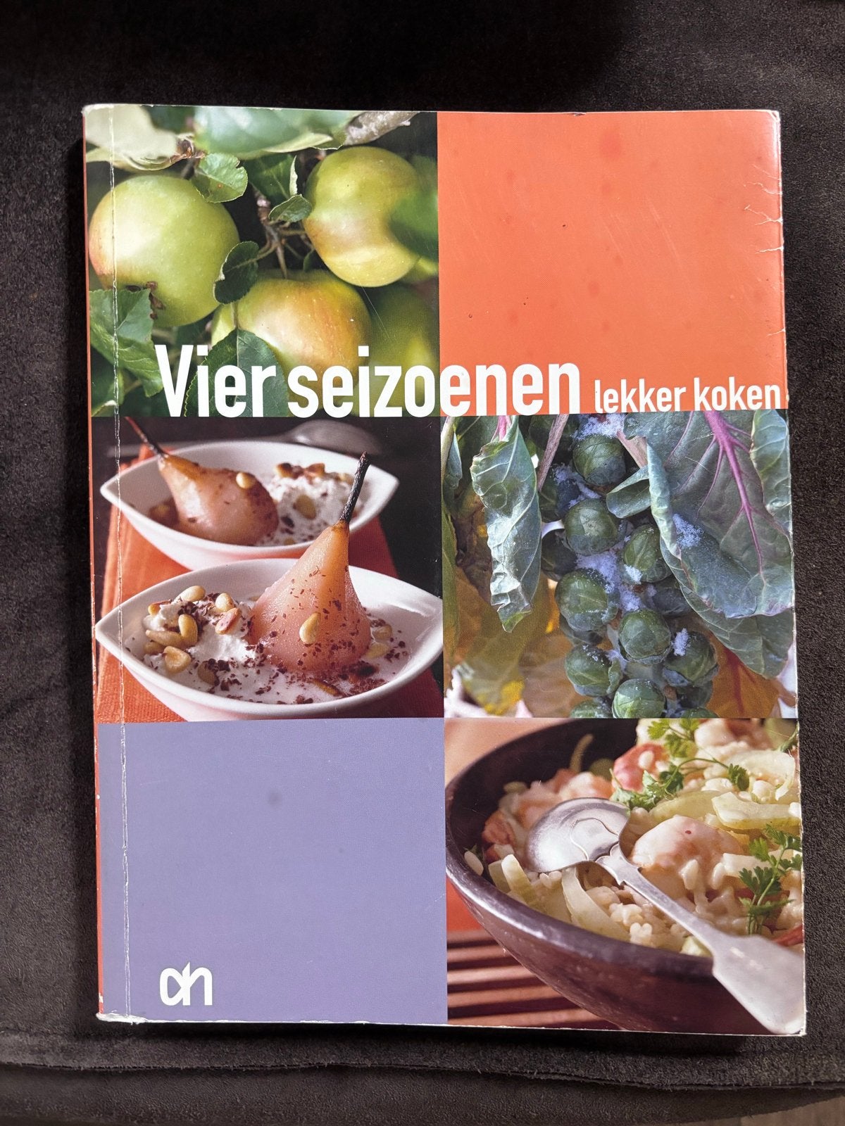 Vier Seizoenen Lekker Koken - Kookboek Albert Heijn, Ophalen of Verzenden, Gelezen