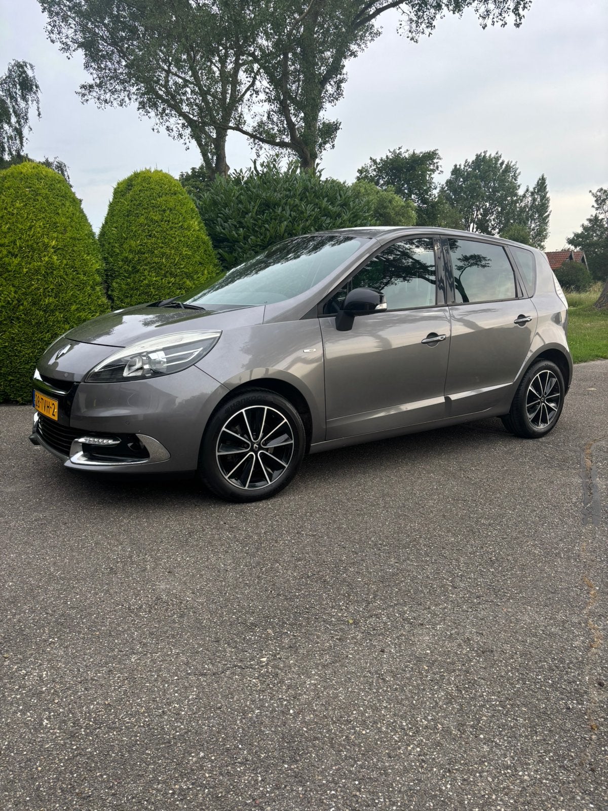 Renault Scénic 1.4 TCE 96KW 2012 Grijs, Auto's, Voorwielaandrijving, 1295 kg, 4 cilinders, Leder en Stof